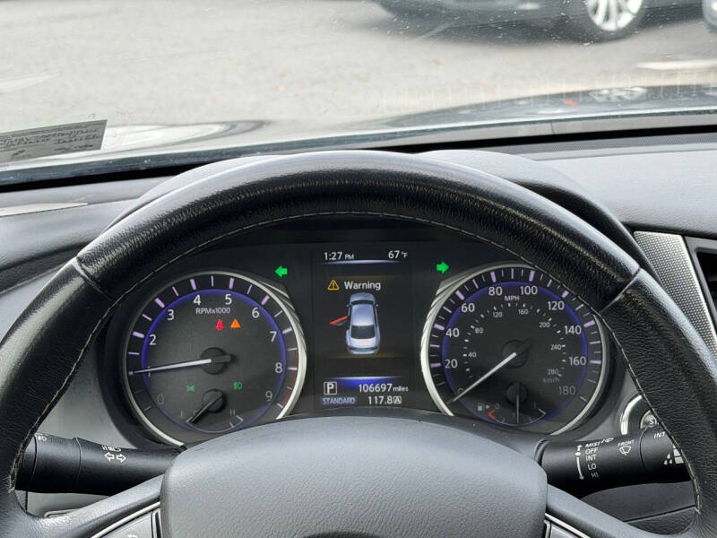 2015 Infiniti Q50 Premium