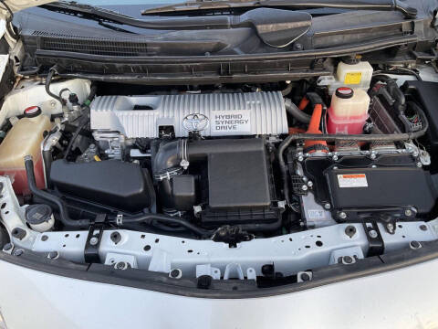 2015 Toyota Prius Three