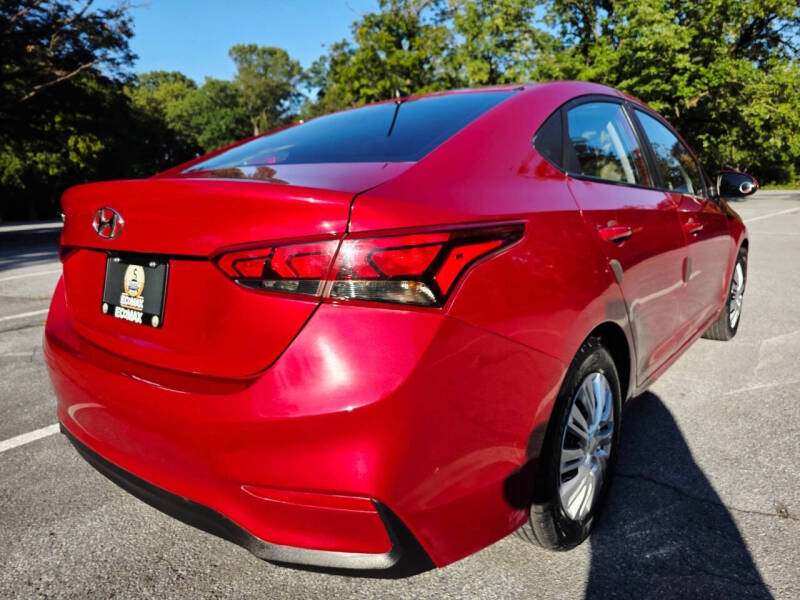 2019 Hyundai Accent SE