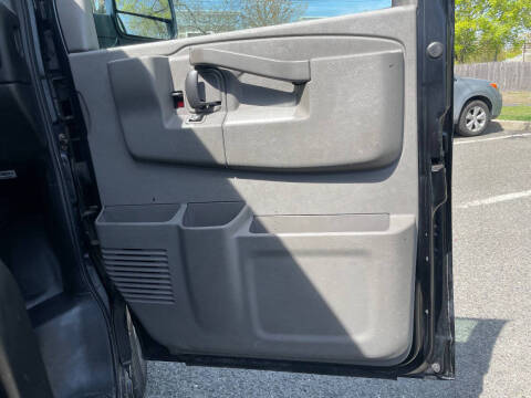 2018 Chevrolet Express 2500