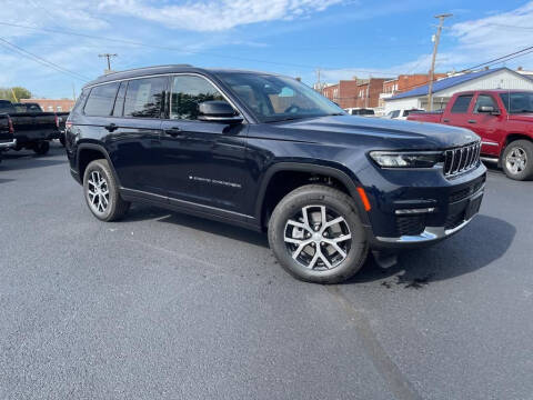 2024 Jeep Grand Cherokee L for sale at Lemond's Chrysler Center in Fairfield IL