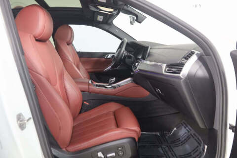 2022 BMW X6 xDrive40i