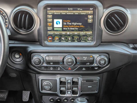 2021 Jeep Gladiator Willys