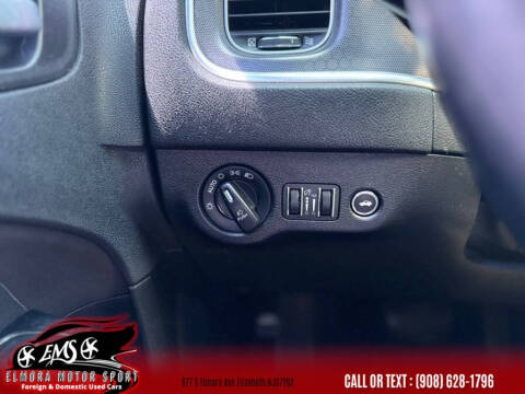 2015 Dodge Charger SXT