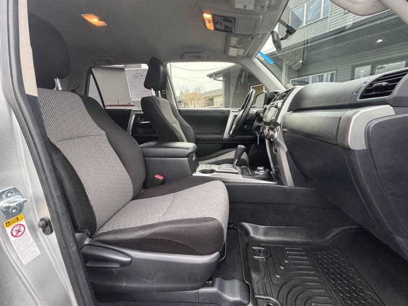 2016 Toyota 4Runner SR5