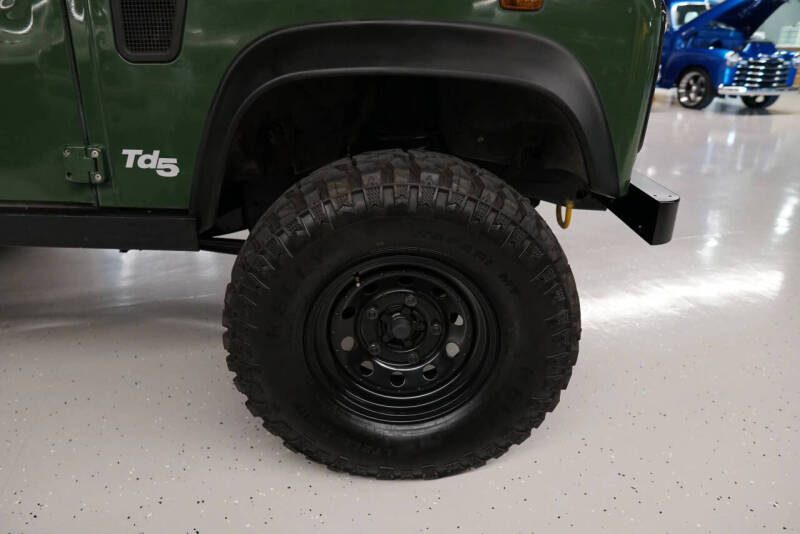 2000 Land Rover Defender