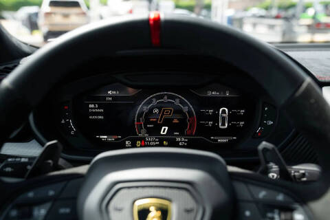 2024 Lamborghini Urus Performante