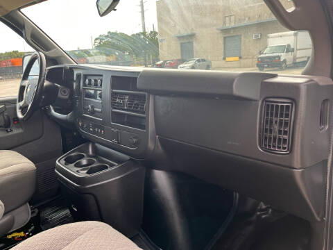 2019 Chevrolet Express 2500