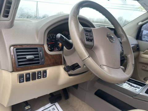 2011 Nissan Armada Platinum