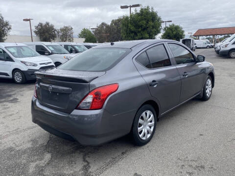 2017 Nissan Versa 1.6 S Plus