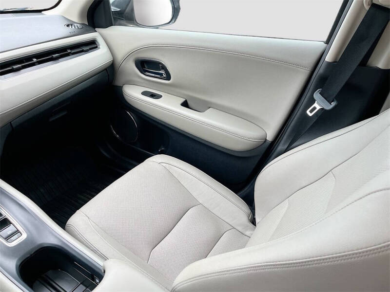 2022 Honda HR-V EX-L