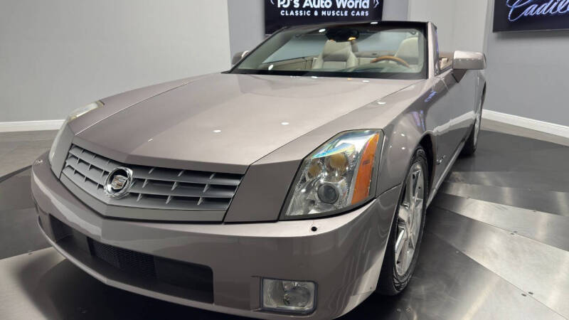 2004 Cadillac XLR