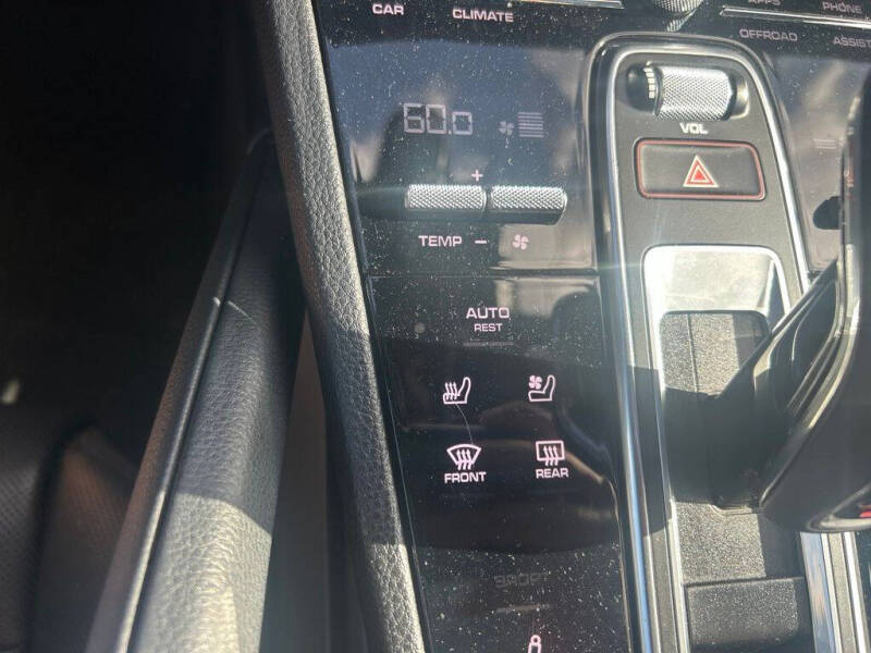 2022 Porsche Cayenne