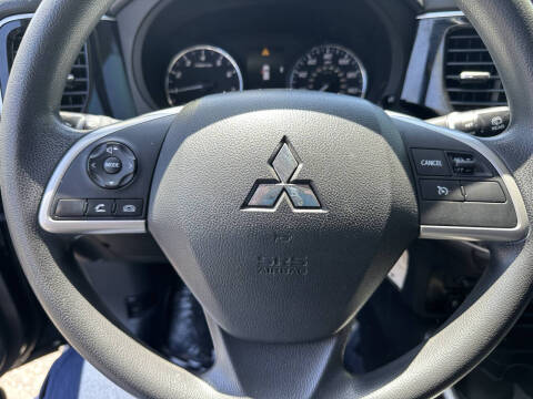 2020 Mitsubishi Outlander ES
