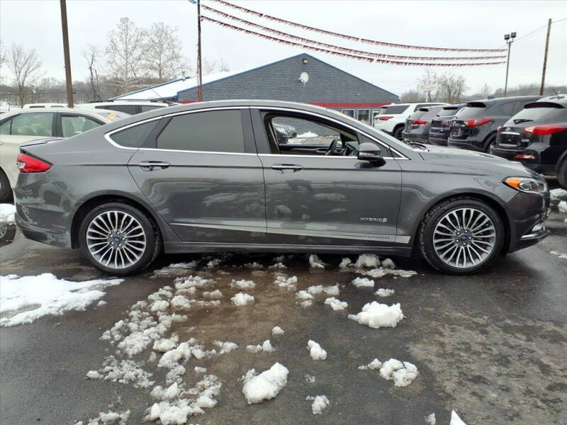 2017 Ford Fusion Hybrid SE