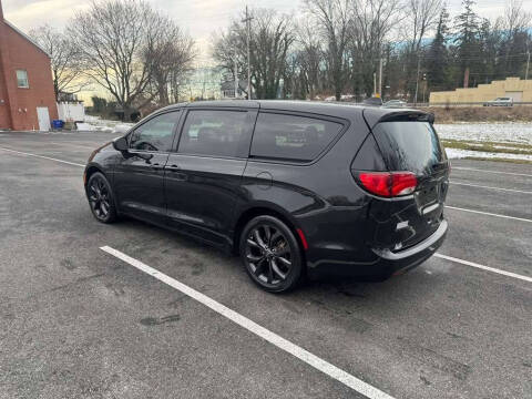 2019 Chrysler Pacifica Touring Plus