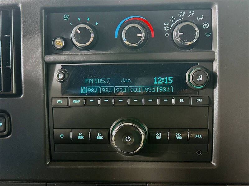 2024 Chevrolet Express 2500