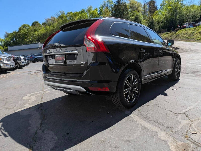 2017 Volvo XC60 T5 Dynamic
