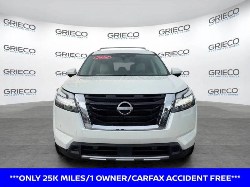 2024 Nissan Pathfinder SL