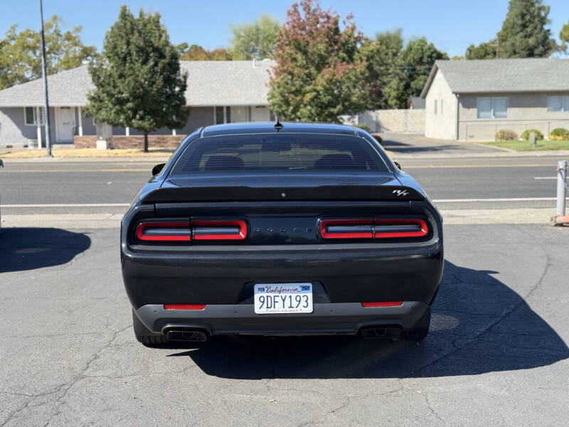 2015 Dodge Challenger R/T Plus