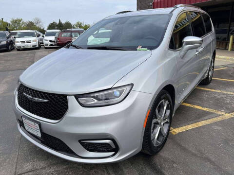 2024 Chrysler Pacifica Pinnacle