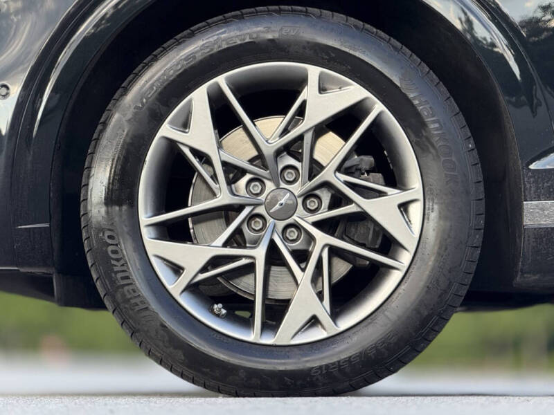 2022 Genesis GV70 2.5T Standard