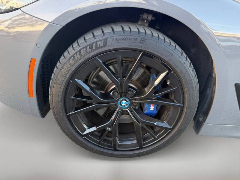 2022 BMW 5 Series 530e