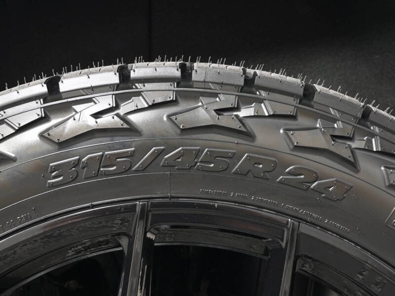 2025 GMC Yukon Denali Ultimate