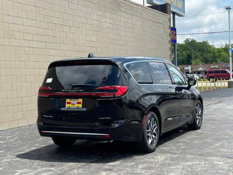 2027 Chrysler Pacifica Limited
