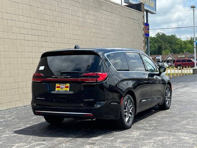 2027 Chrysler Pacifica Limited