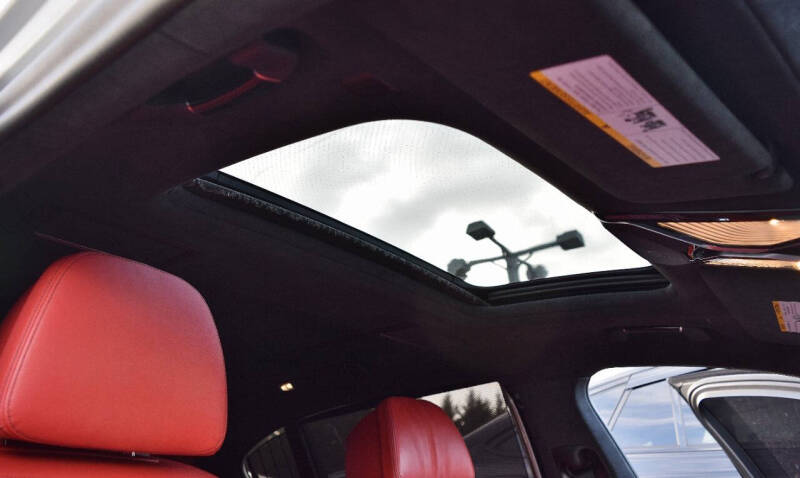 2022 BMW 7 Series M760i xDrive