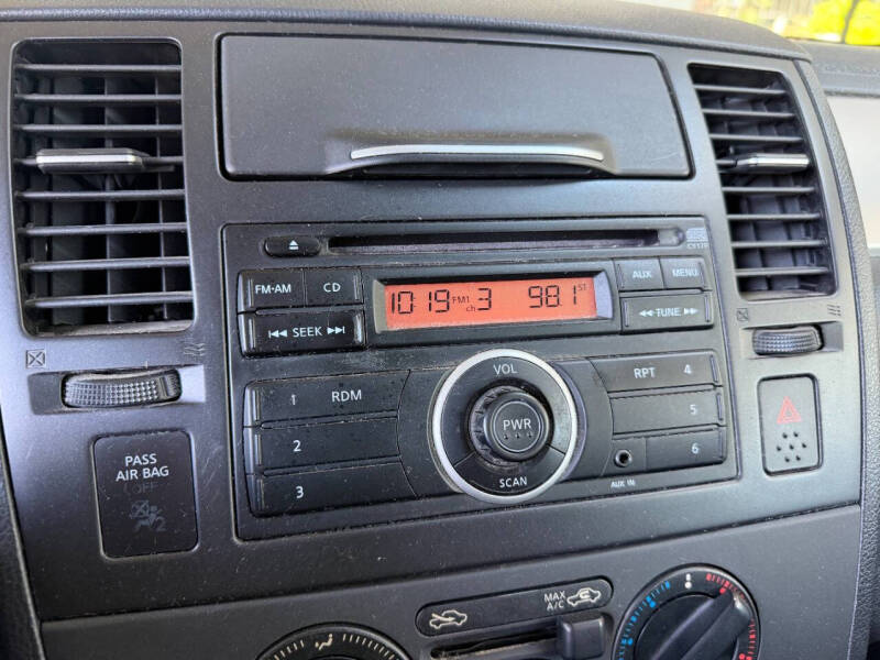 2012 Nissan Versa 1.8 S