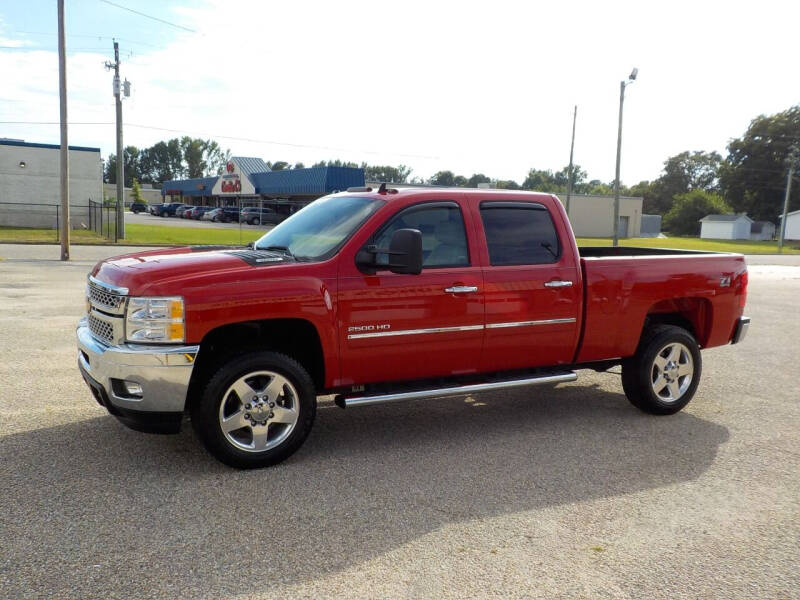 2013 Chevrolet Silverado 2500HD for sale at Young's Motor Company Inc. in Benson NC