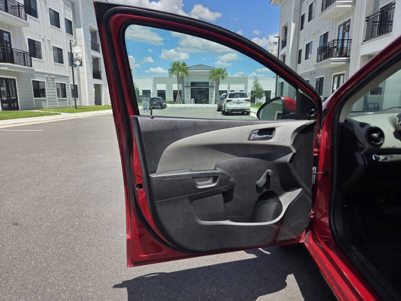 2012 Chevrolet Sonic LS