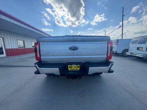 2023 Ford F-450 Super Duty Lariat