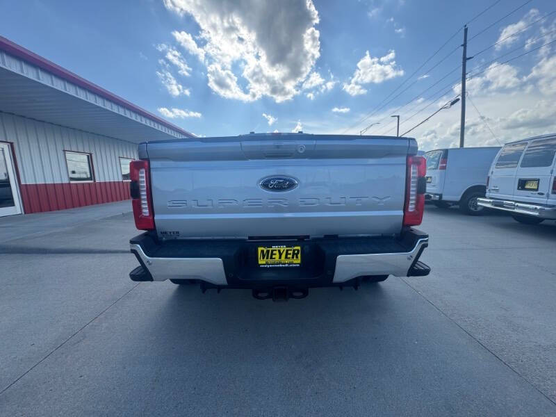 2023 Ford F-450 Super Duty Lariat