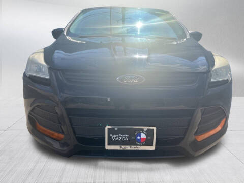 2016 Ford Escape S