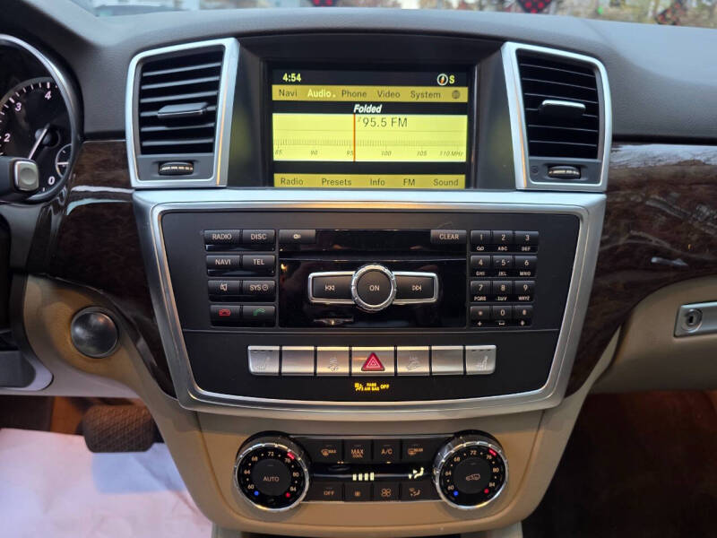 2012 Mercedes-Benz M-Class ML 350 BlueTEC