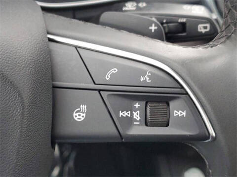 2023 Audi Q5 quattro Premium 40 TFSI