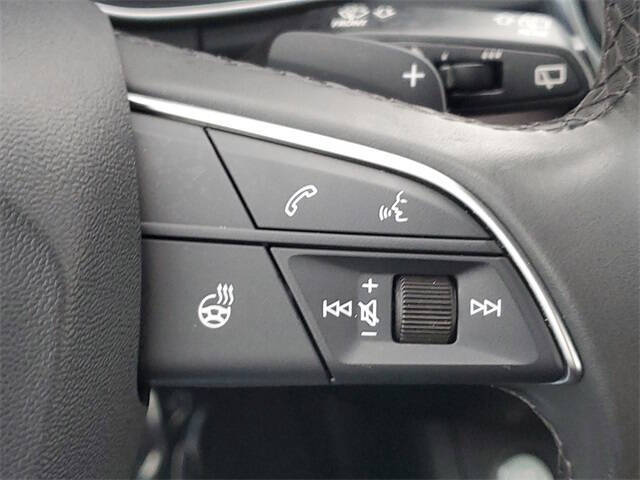 2023 Audi Q5 quattro Premium 40 TFSI