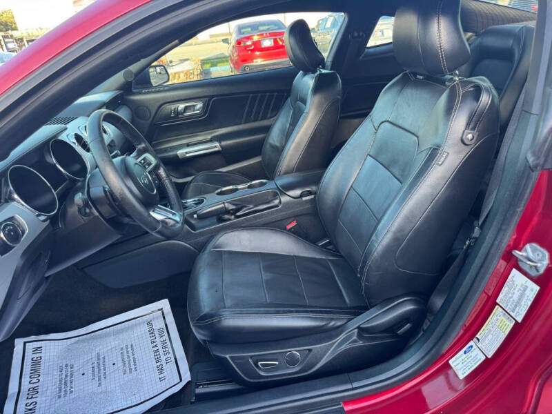 2017 Ford Mustang EcoBoost Premium