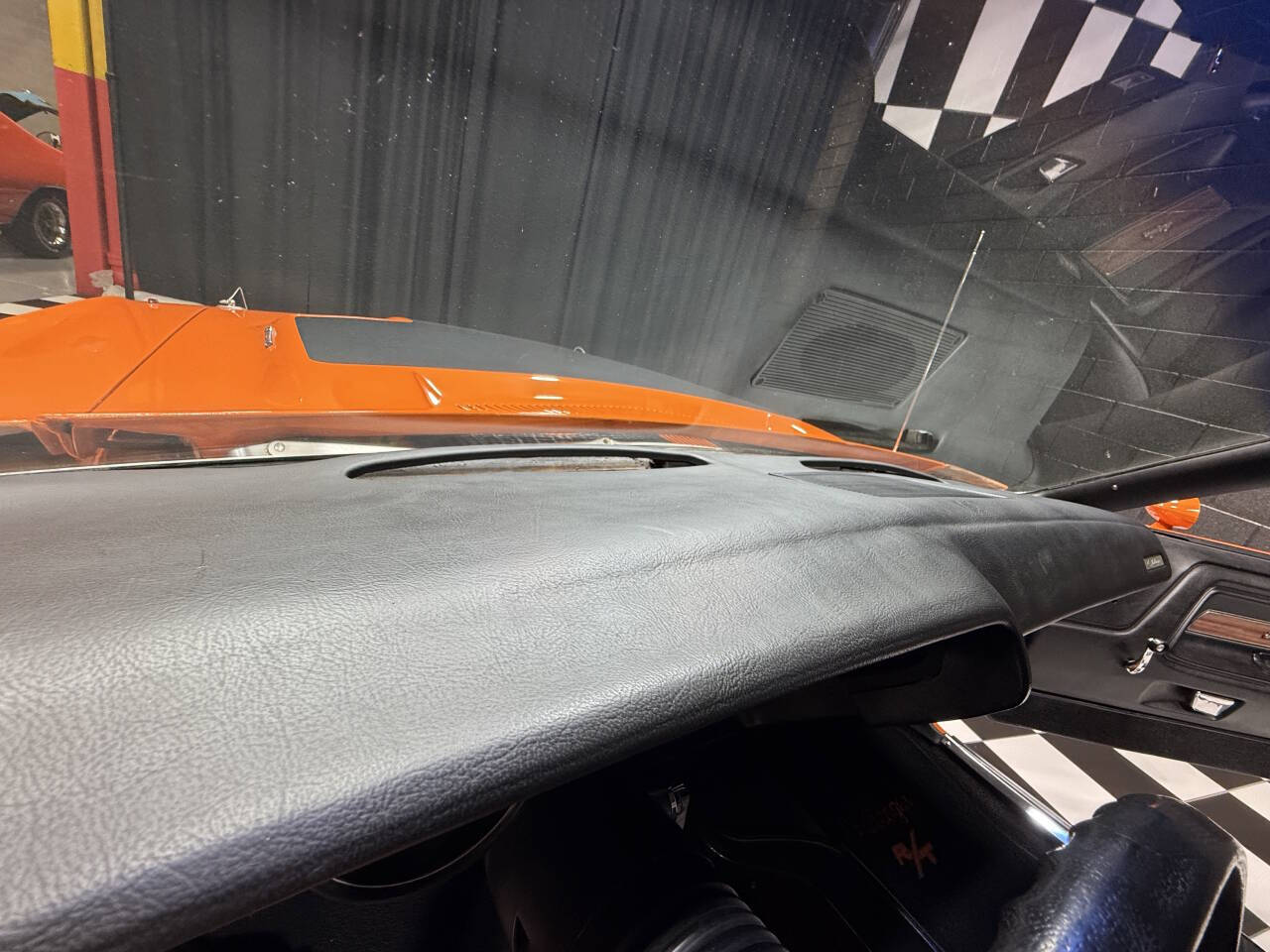 1970 Dodge Challenger 48