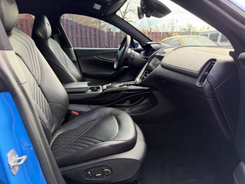 2021 Aston Martin DBX