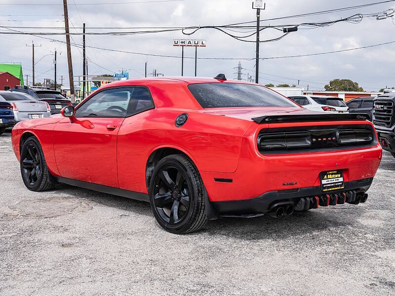 2016 Dodge Challenger