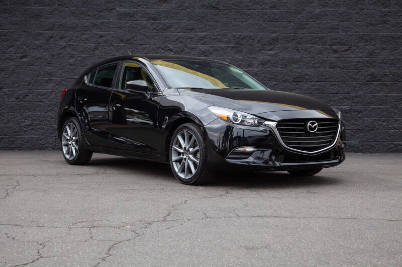 2018 Mazda MAZDA3 Touring