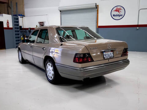 1994 Mercedes-Benz E-Class E 320