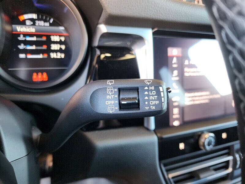 2022 Porsche Macan