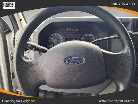 2013 Ford E-Series E-350 SD