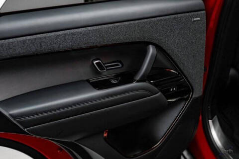 2024 Land Rover Range Rover Sport P360 SE