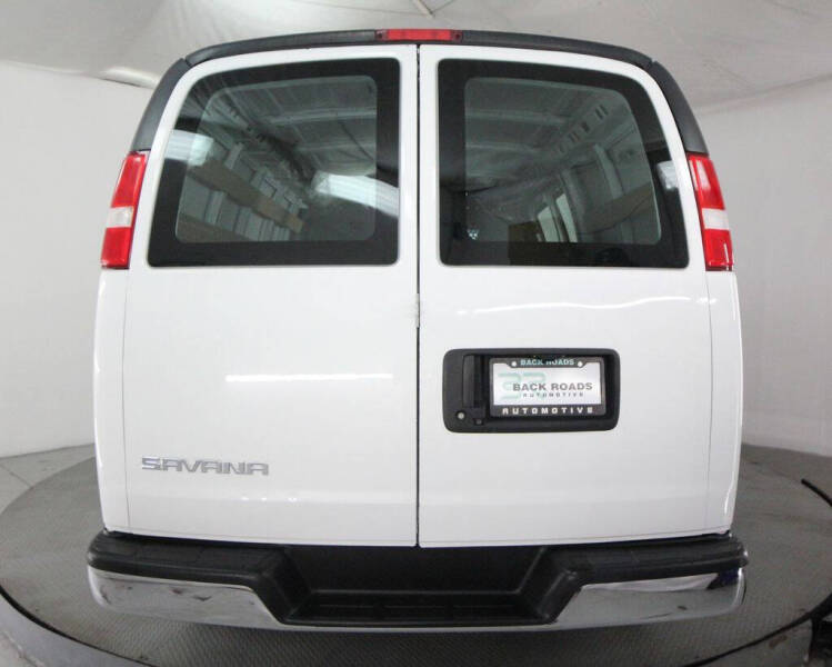 2021 GMC Savana 2500